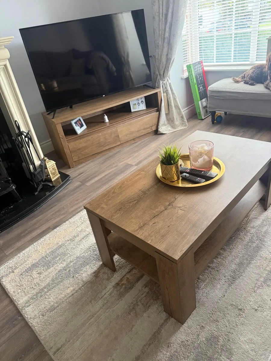 Tv unit and coffee table - Image 1