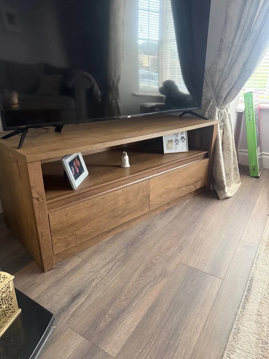 Tv unit and coffee table - Image 2
