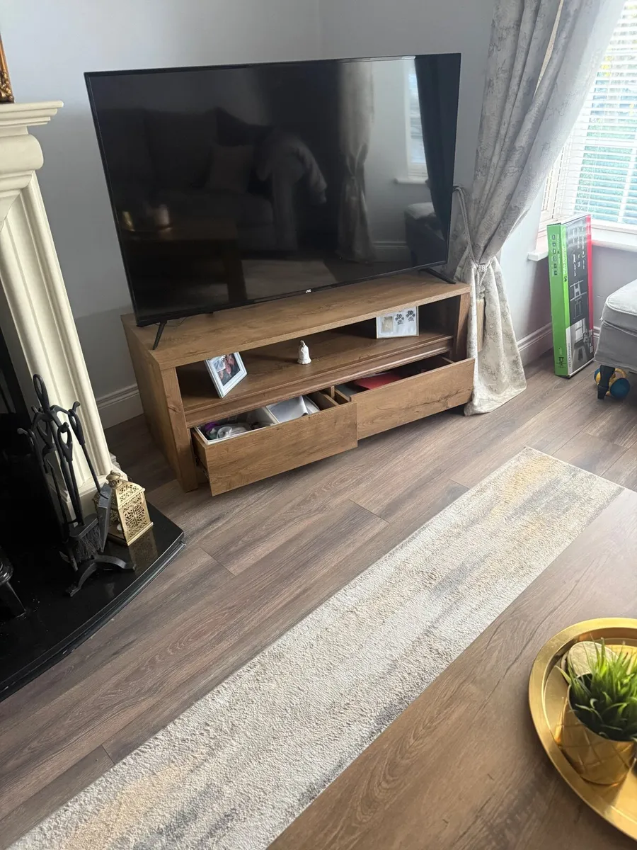 Tv unit and coffee table - Image 3