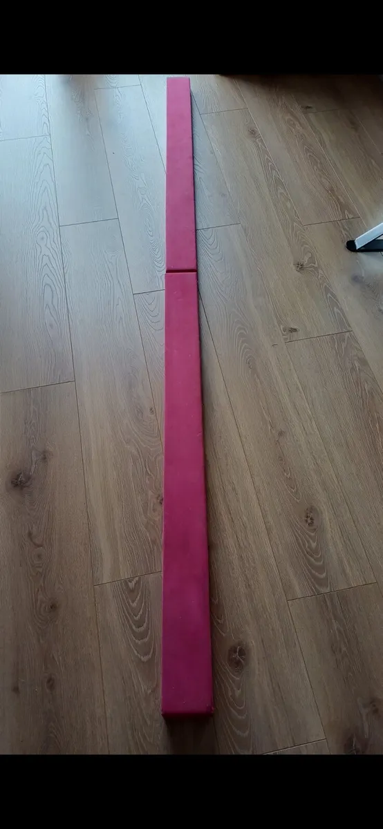 Gymnastics balance beam - Image 1