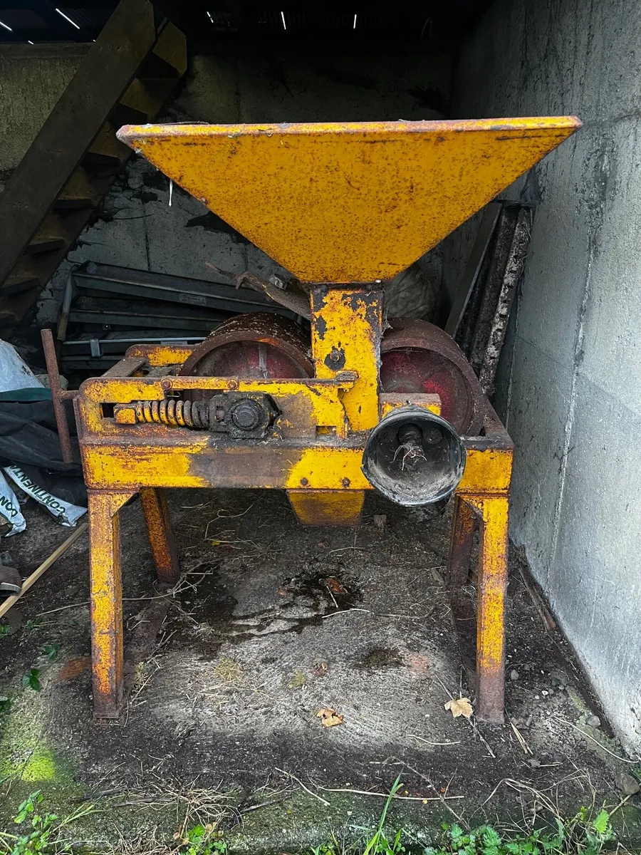 Mc Master Corn roller - Image 1