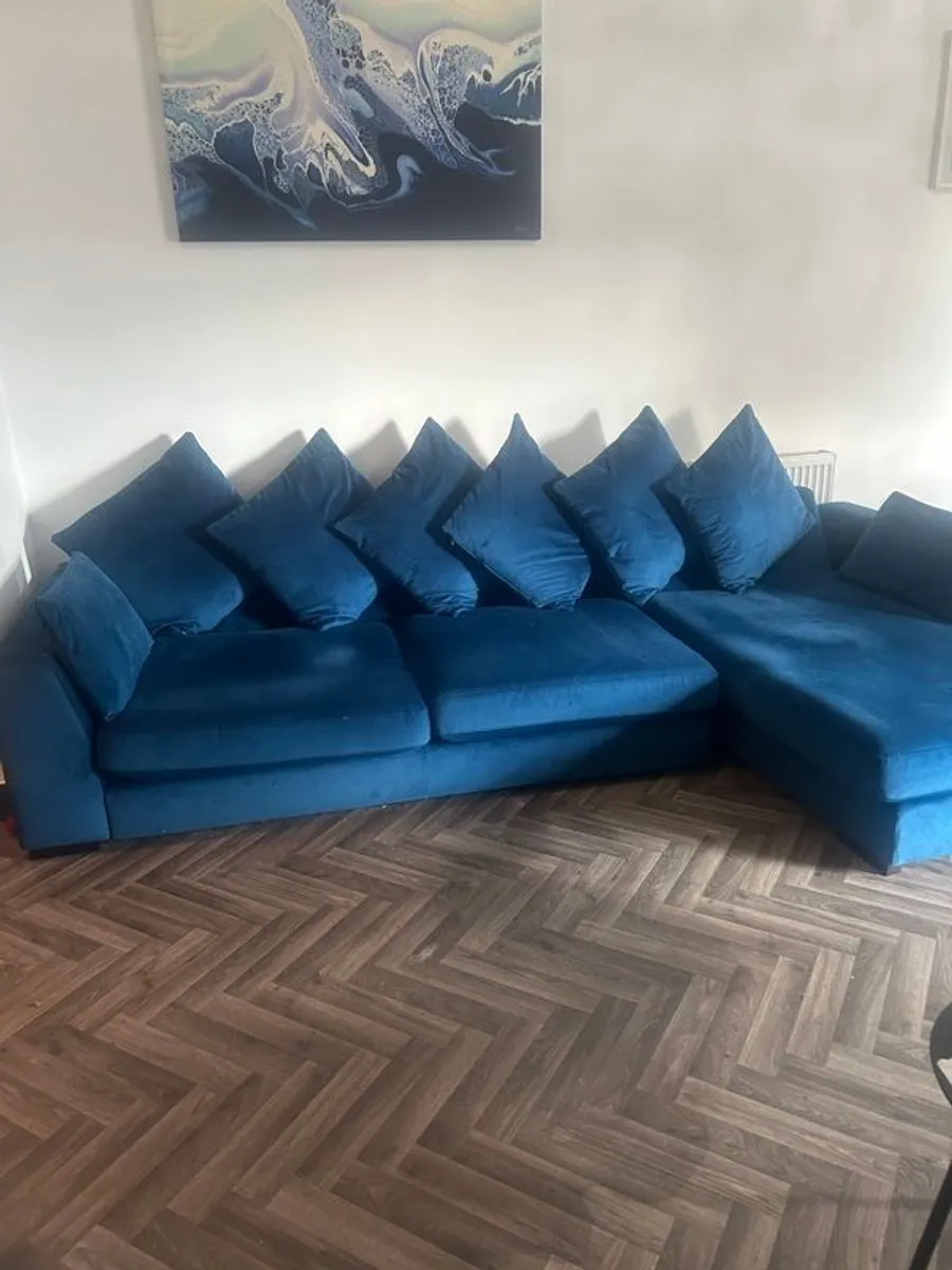 Blue L chiar sofa - Image 1