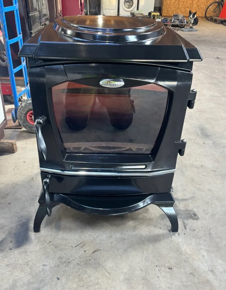 Stanley Reginald stove - Image 1