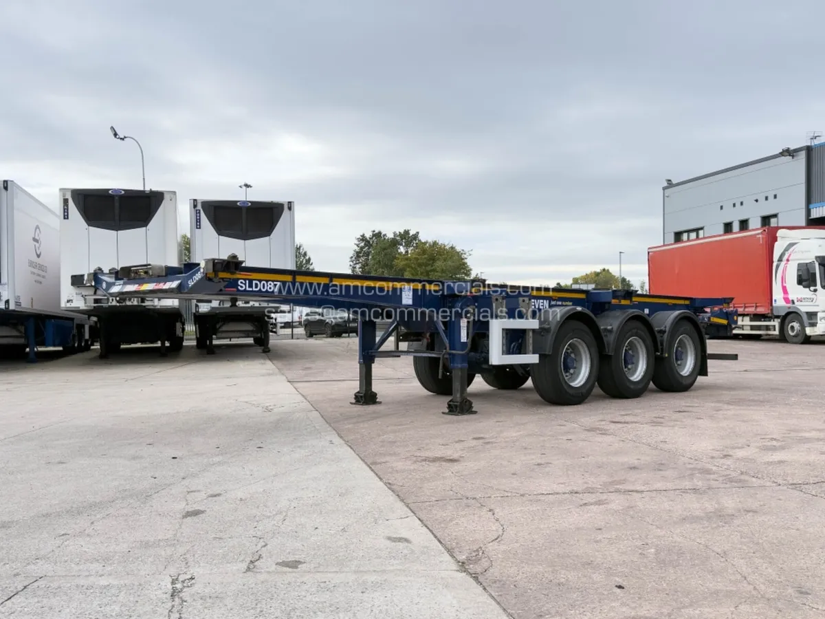 2021 DENNISON SLIDING SKELETAL TRI AXLE TRAILER - Image 4