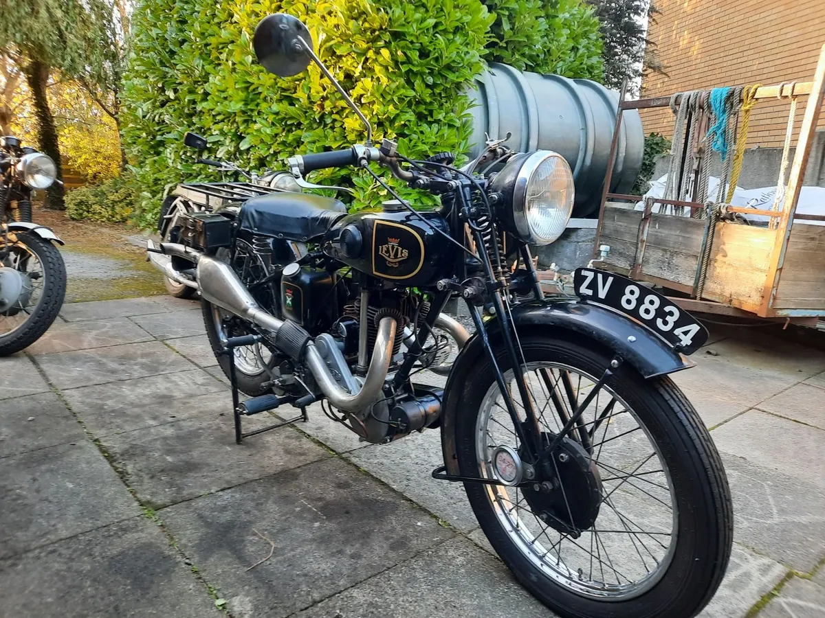1930  Levis A2 350cc  twin port motor cycle - Image 2