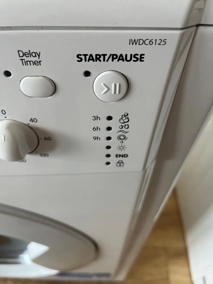 Indesit 6kg / 5kg WasherDryer- Excellent Condition - Image 3