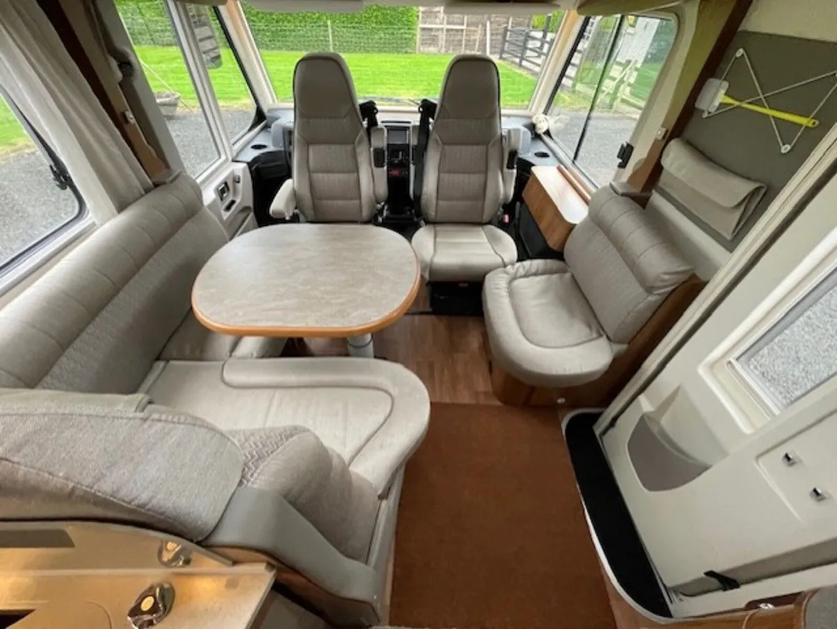 2018 HYMER B668 PREMIUM LINE A-CLASS MOTORHOME - Image 4