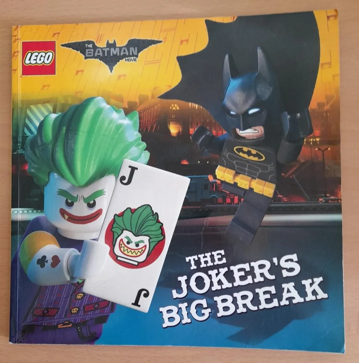 New: Batman bundle (clock, book, plushies) - Image 2