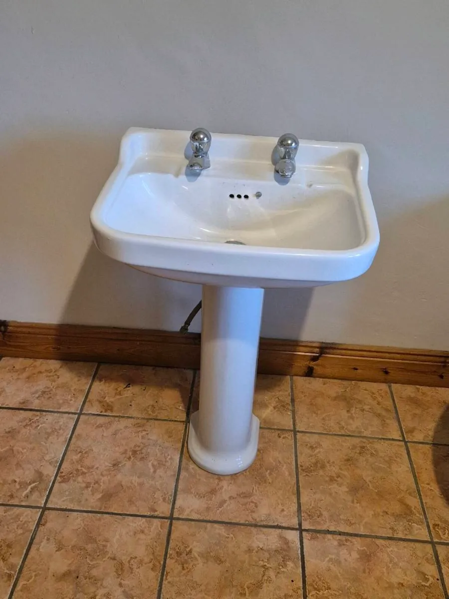 Bathroom Sink - Image 2