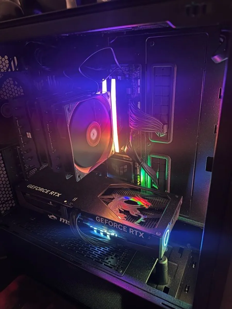 High-end Gaming Pc Rtx 5070 Ti + Ryzen 9800x3d | 240hz Qd-oled Monitor Included - Image 3