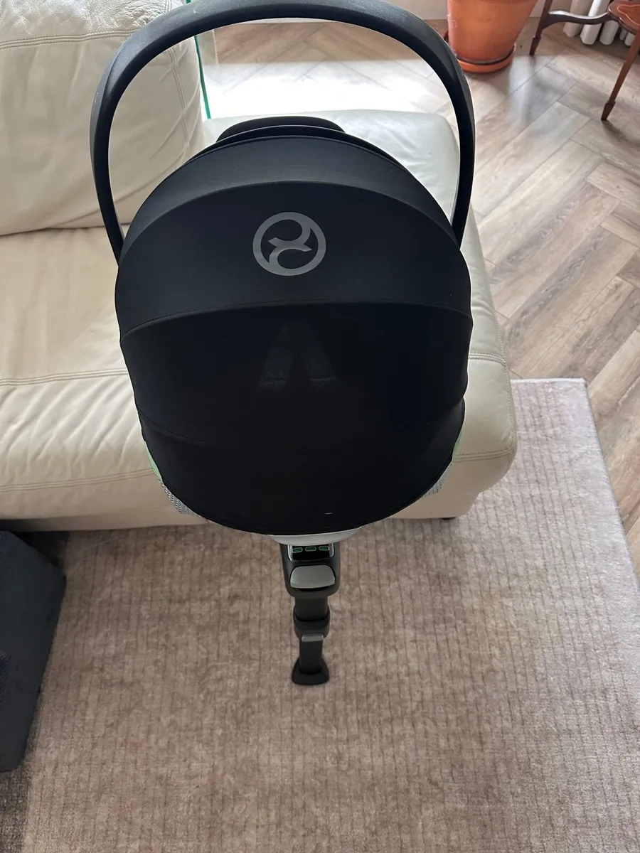 CYBEX Cloud T i size infant car seat only - Image 3