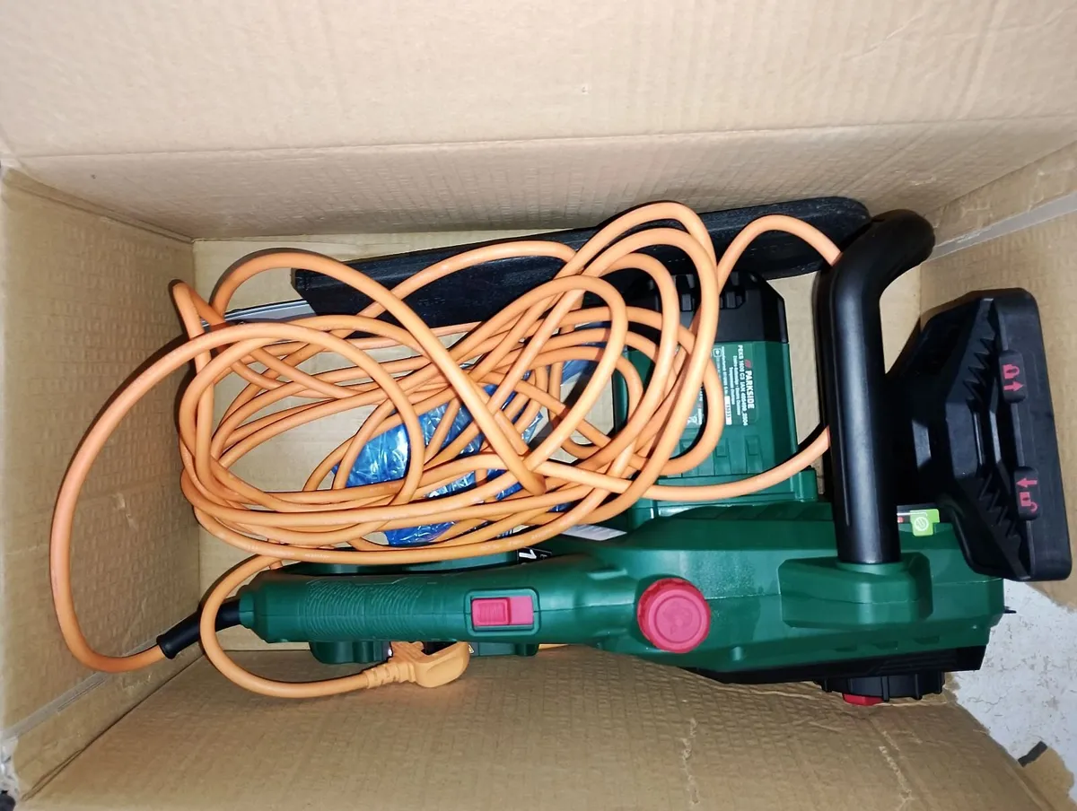 Electric Chainsaw - Image 4