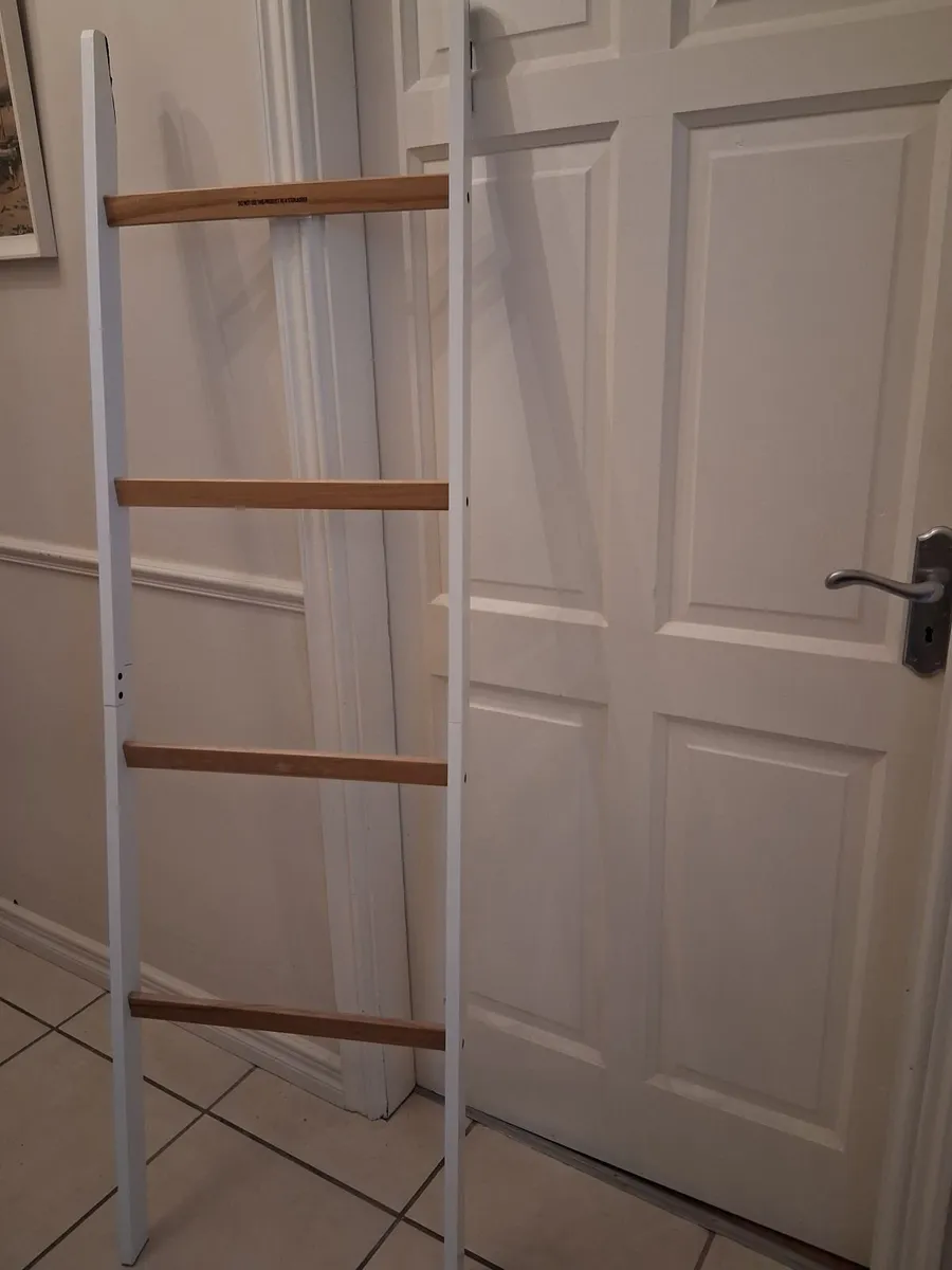 Towel ladder