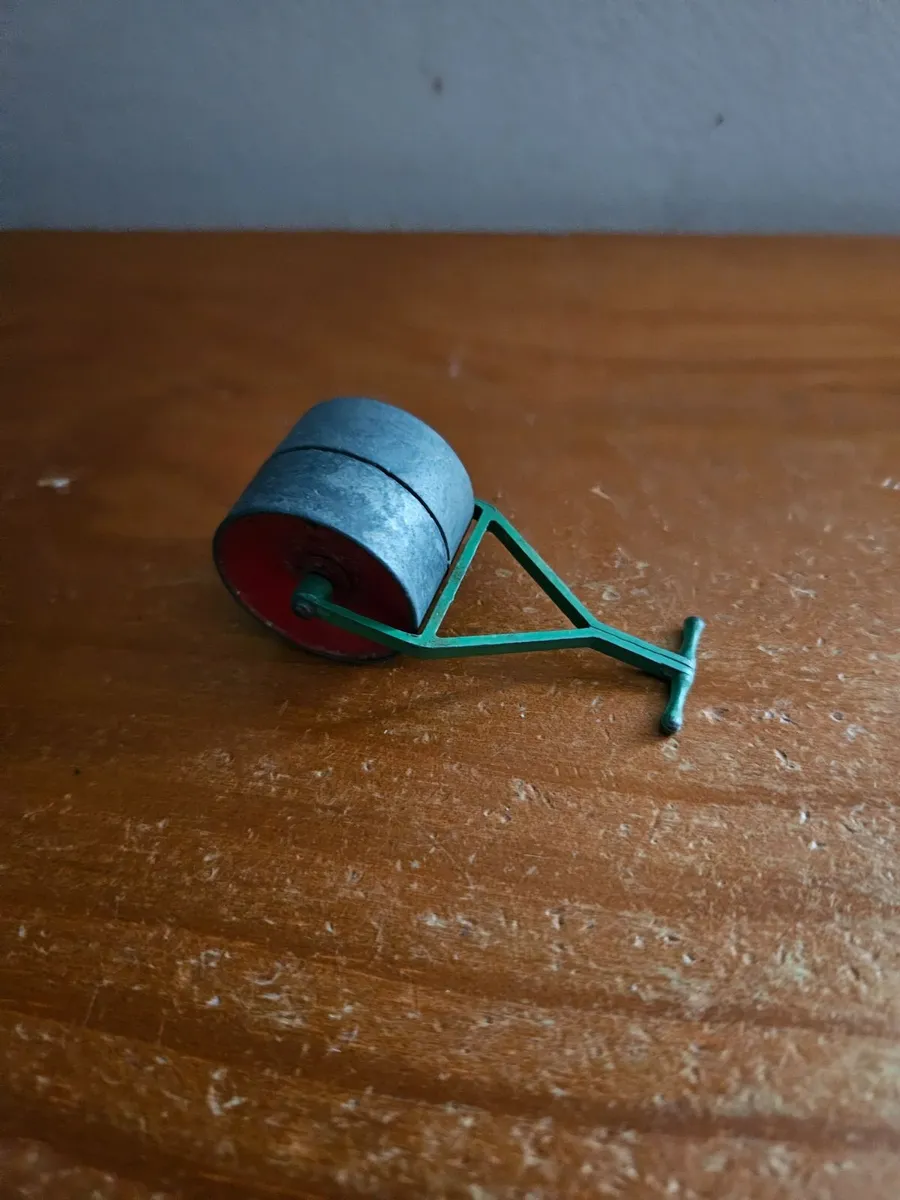 Dinky 1950's Garden Roller - Image 2