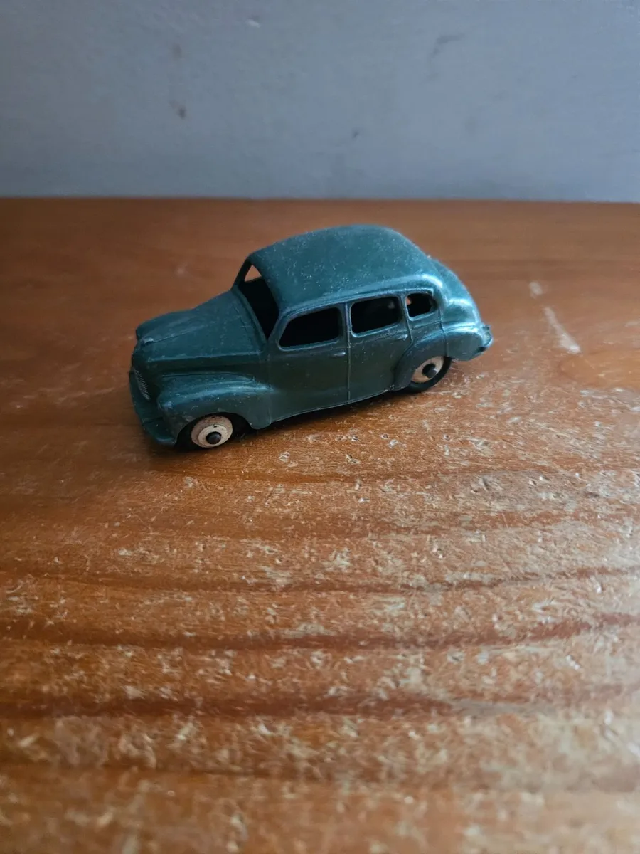 Dinky 1950's Austin Devon - Image 1