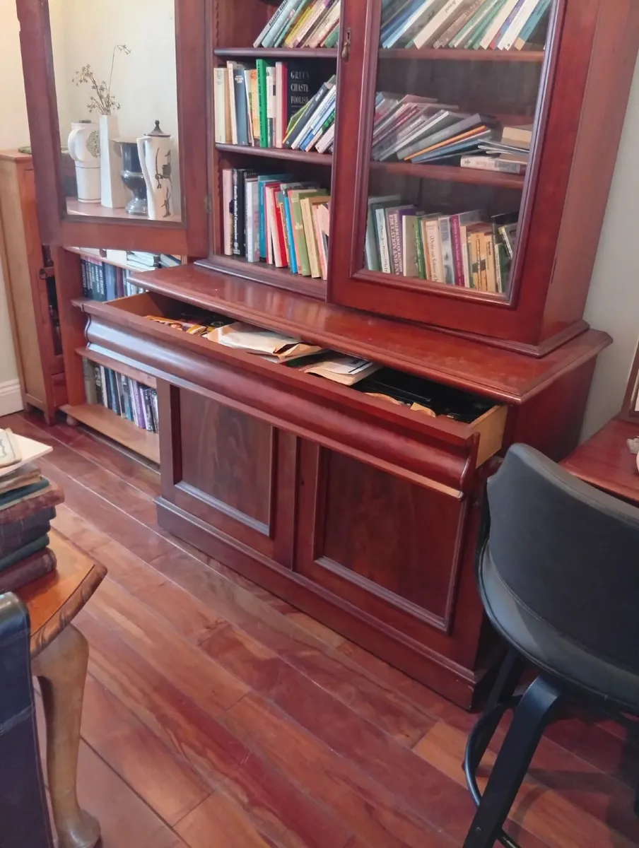 Antique  Mahogany Book Case, Limerick. - Image 2