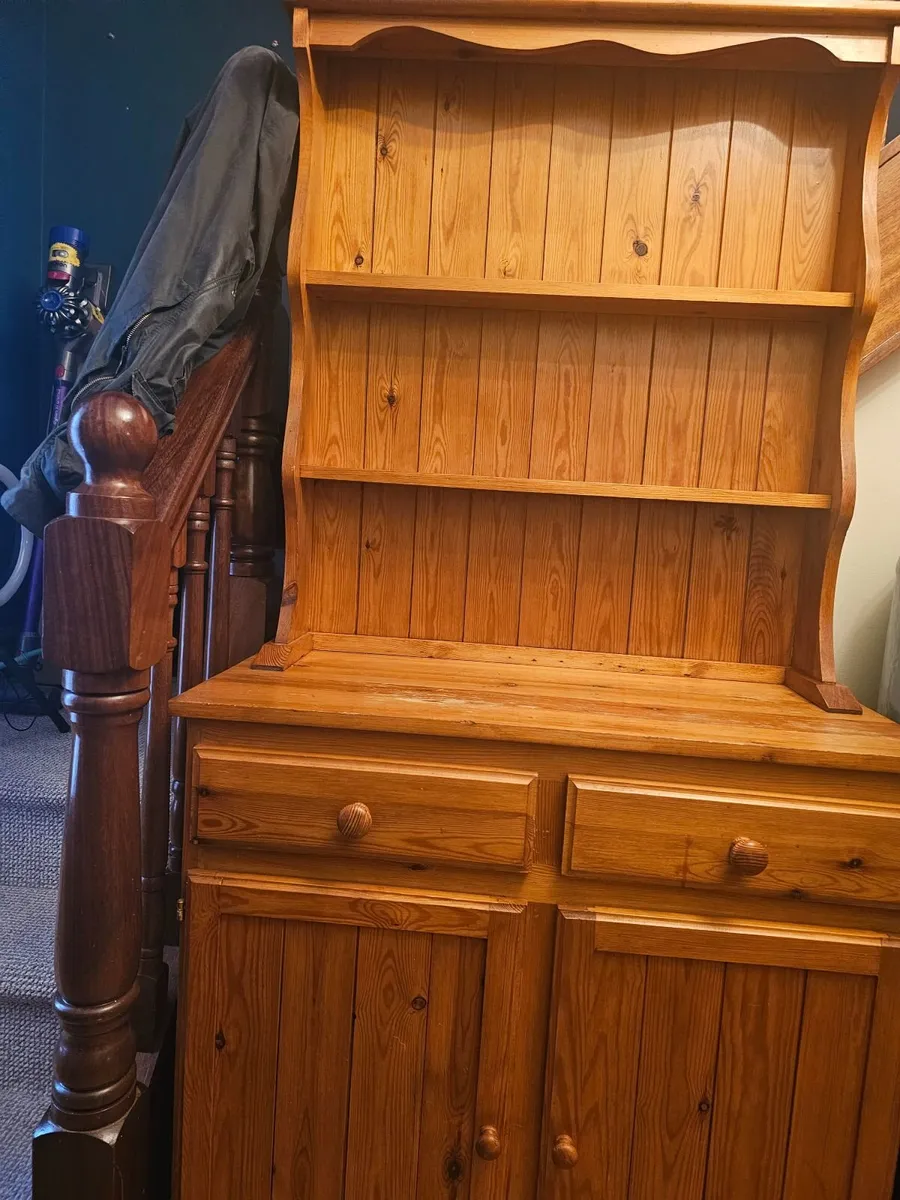 Dresser - Image 1