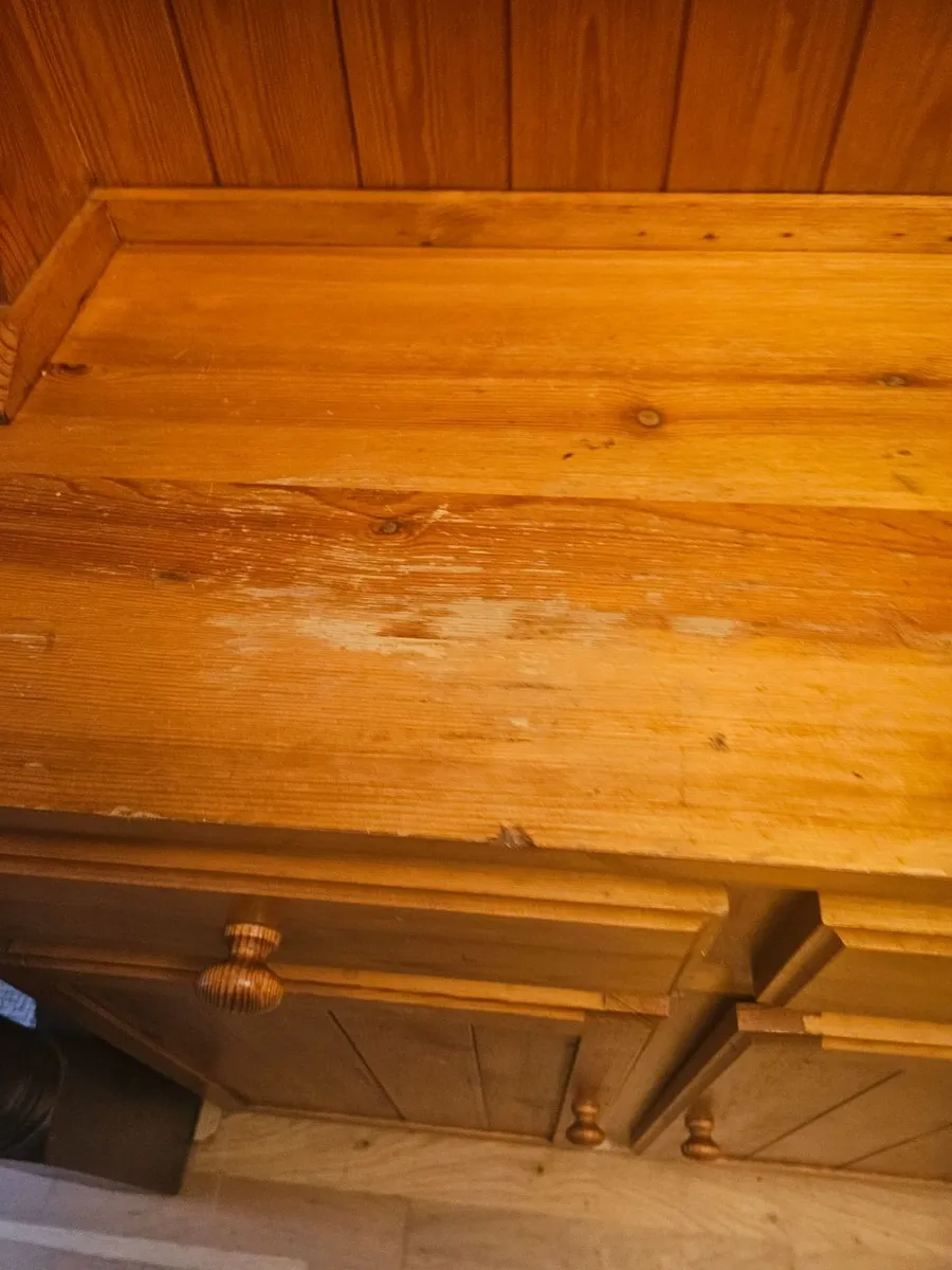 Dresser - Image 2