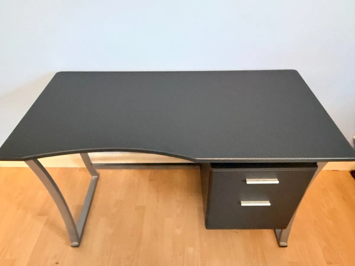 Study Desk - Image 3