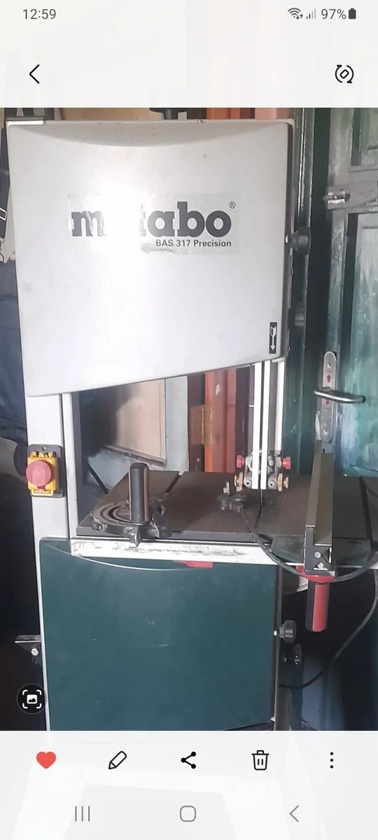 Band saw - Image 1