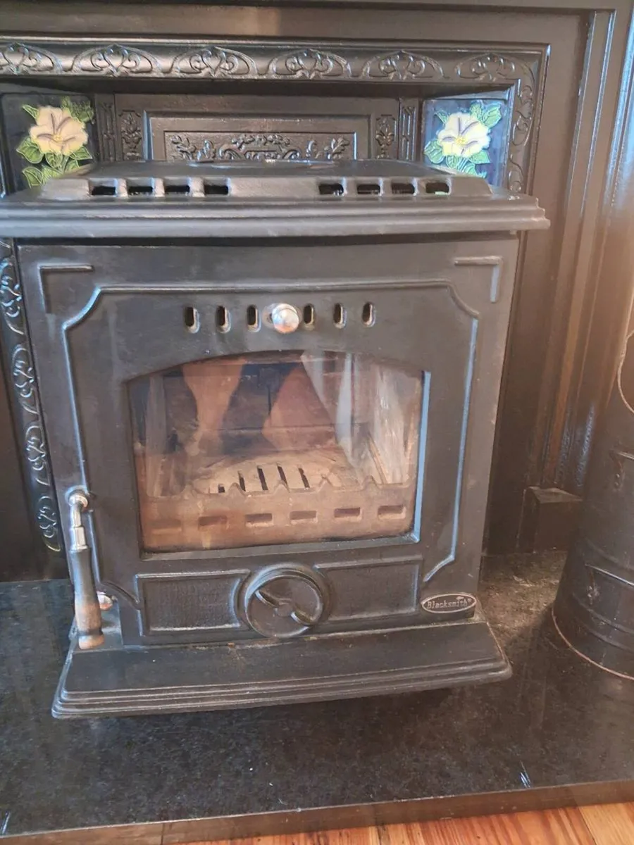 Stove - Image 4