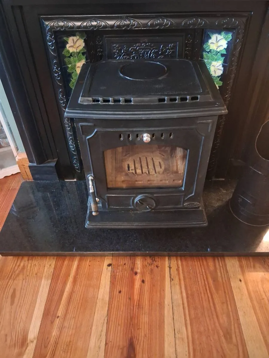 Stove - Image 1