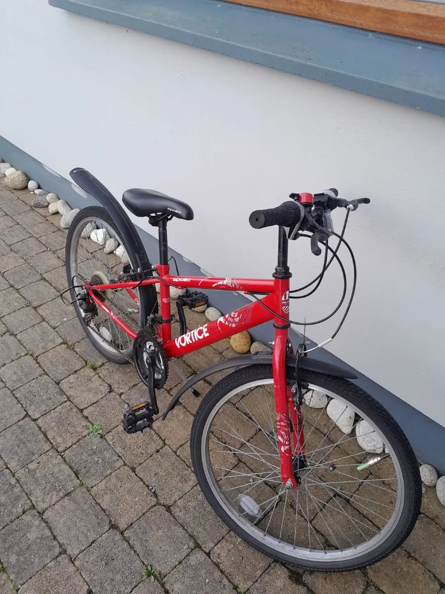 Apollo Vortice Junior Hybrid Bike - 24" Wheel - Image 1