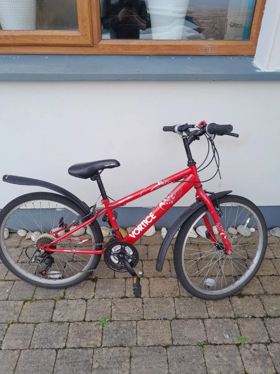 Apollo Vortice Junior Hybrid Bike - 24" Wheel - Image 3