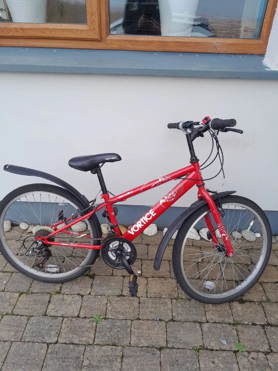 Apollo Vortice Junior Hybrid Bike - 24" Wheel - Image 4