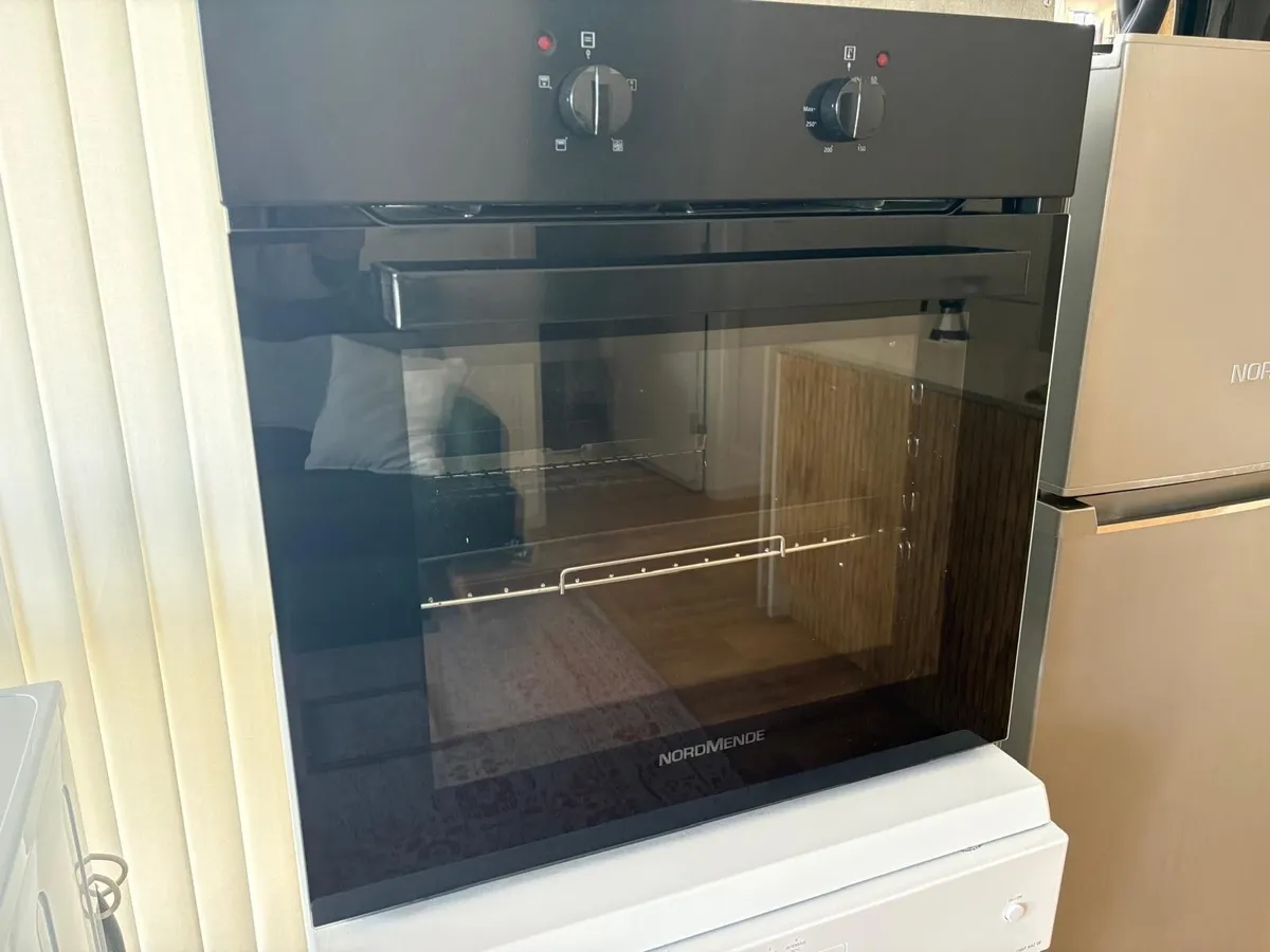 NordMende Built-In Oven –Perfect Working Condition - Image 1