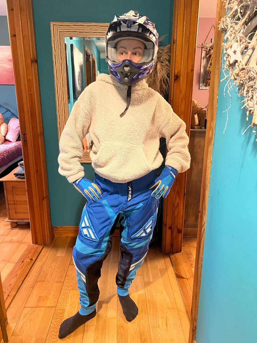 Women’s Motocross Gear - Trousers, Helmet & Gloves - Image 1
