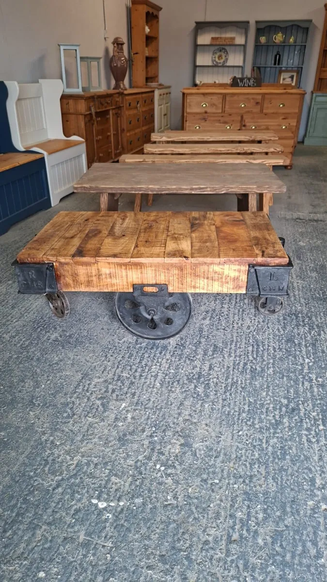 Victorian style oak railway trolley - Image 2