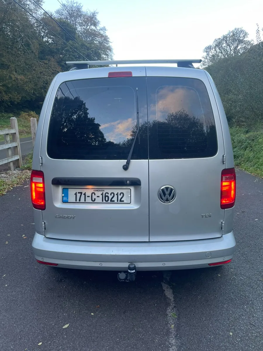 2017 Volkswagen Caddy C20 Trendline 2.0 TDI - Image 3