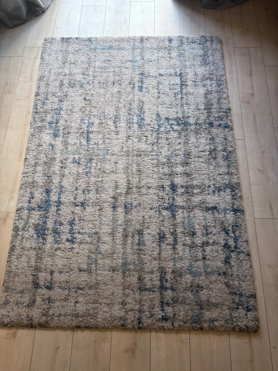 Rug - Image 1