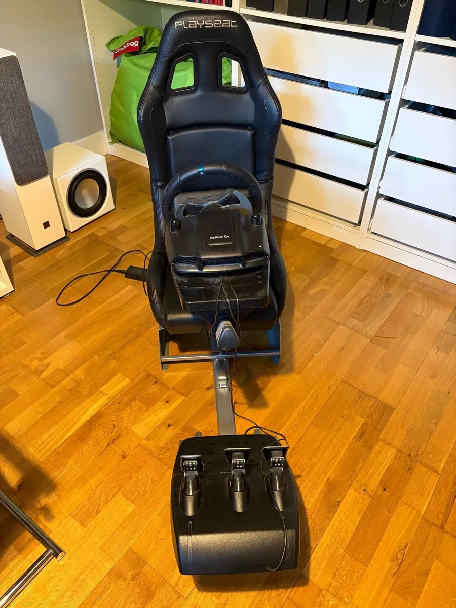 Sim Racing Wheel, Pedals & Seat - Image 2