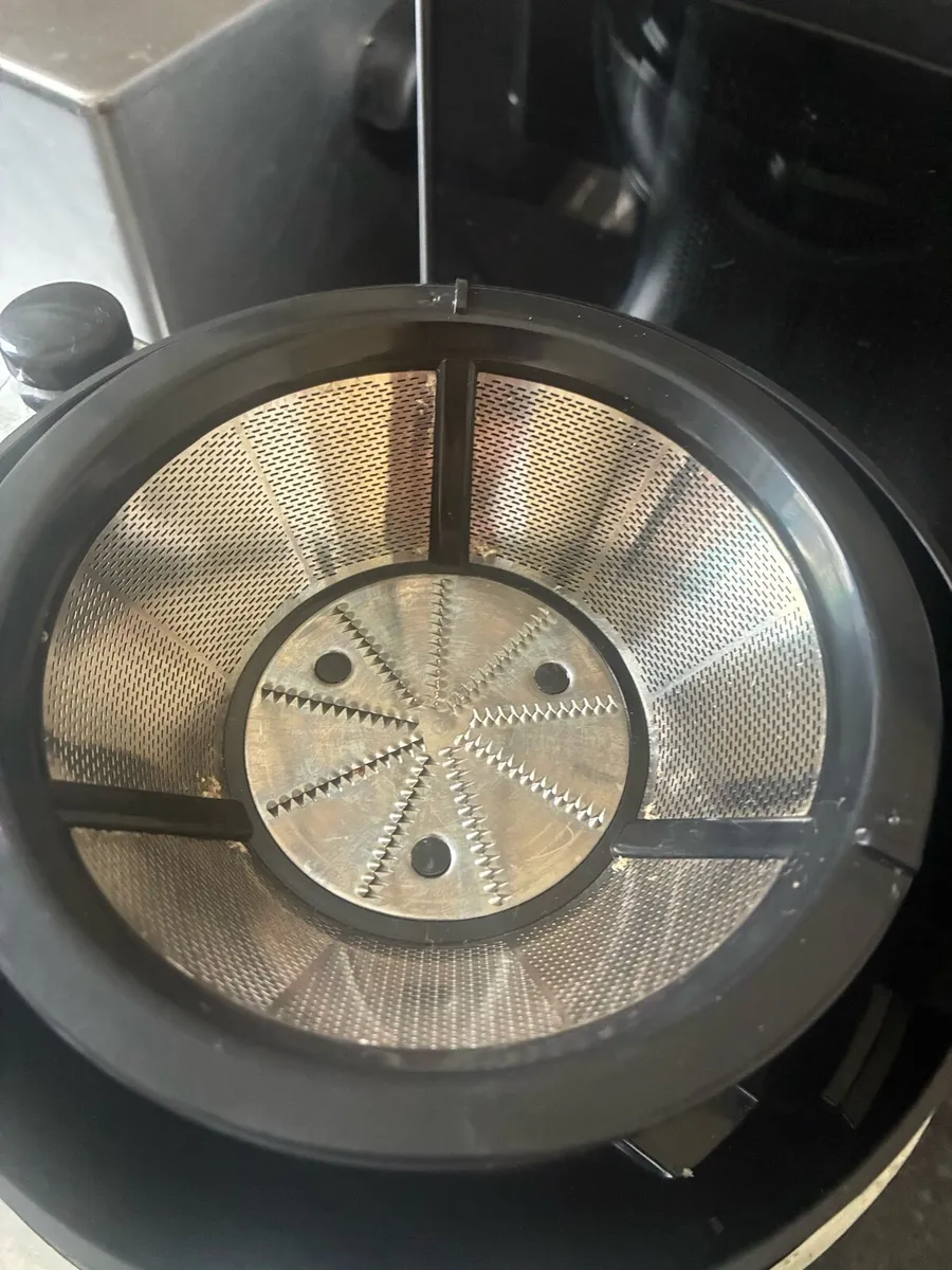 Kenwood juicer in excellent condition - Image 2