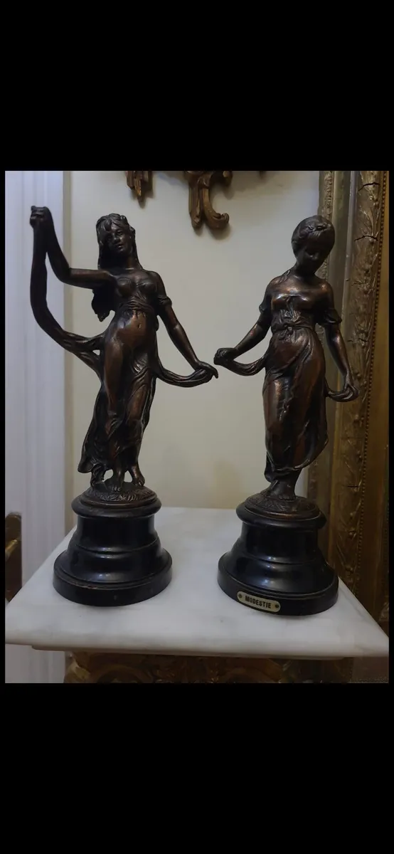 Pair of antique french bronze statues - Image 3