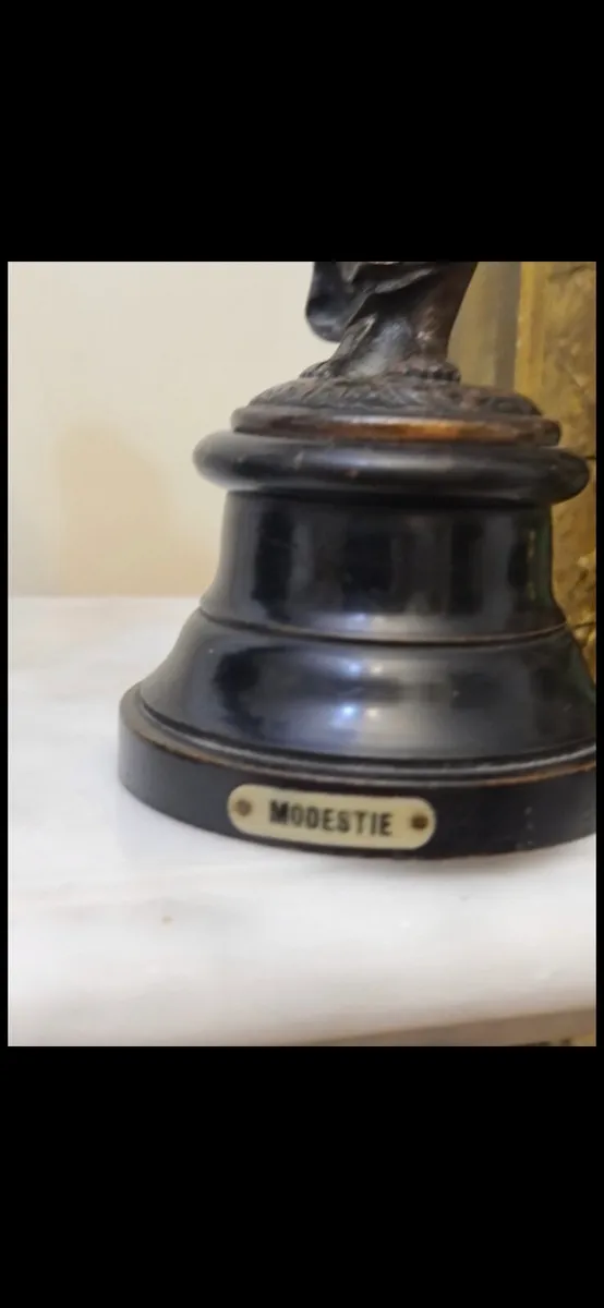 Pair of antique french bronze statues - Image 4