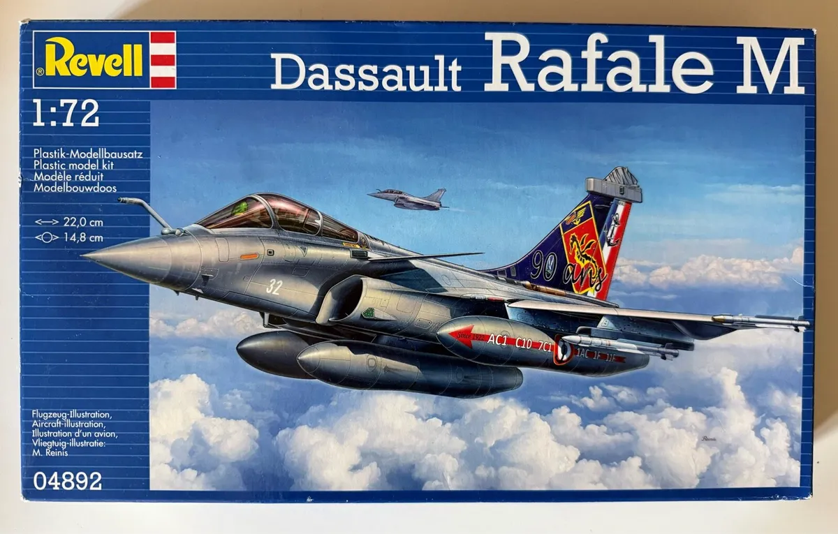 Revell Model Kit - Image 1