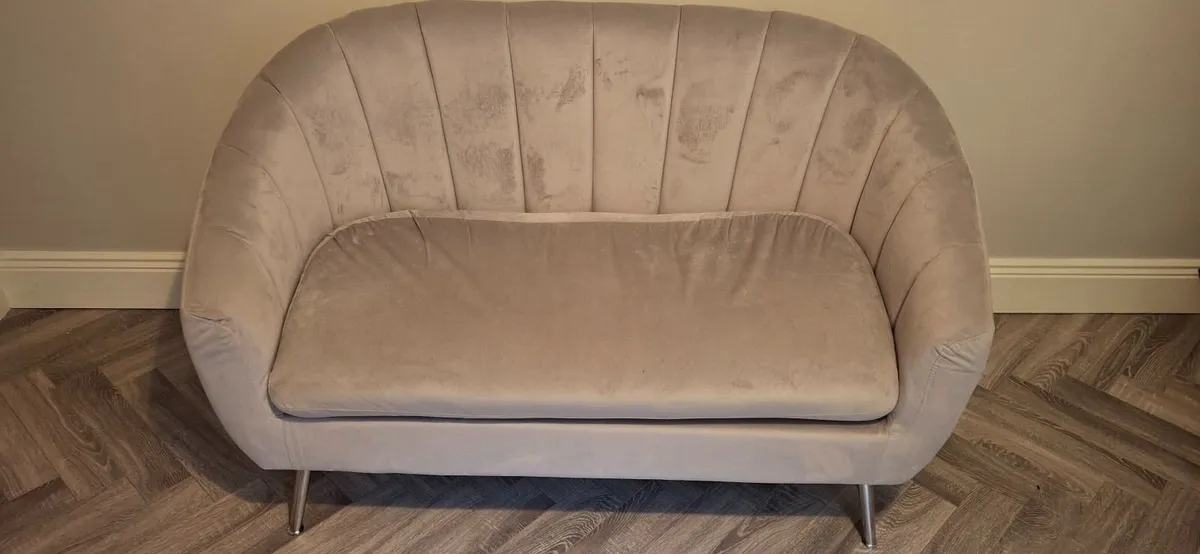 Sofa - Image 3