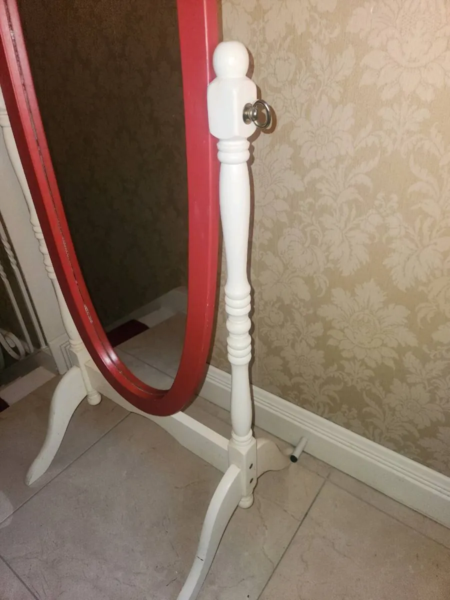 Mirror - Image 4