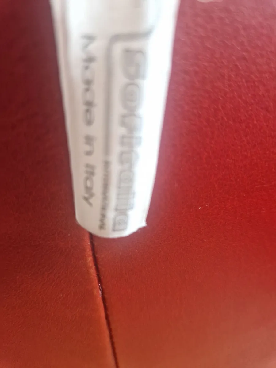 Italian Leather Suite - Image 1