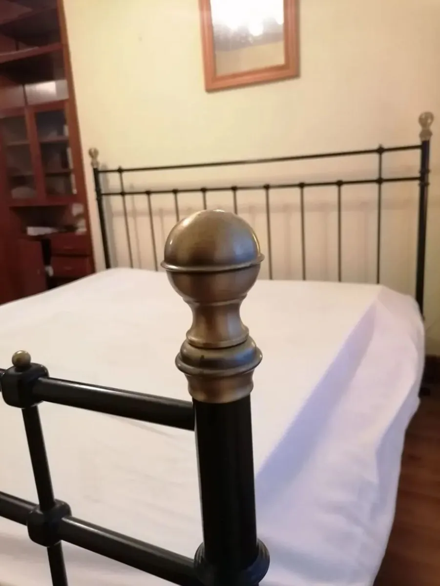 Super king bed - Image 2