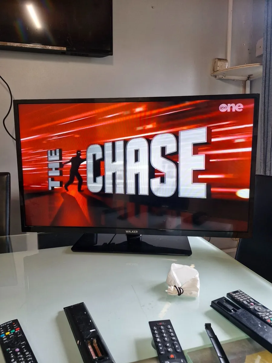 Walker 40in Smart Tv - Image 4