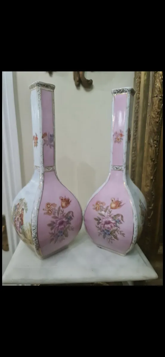Antique vases - Image 2