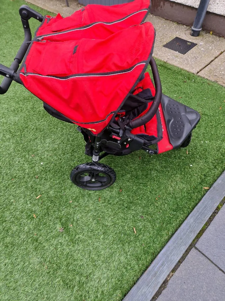 Out 'n' About Nipper Double Buggy – Red - Image 2