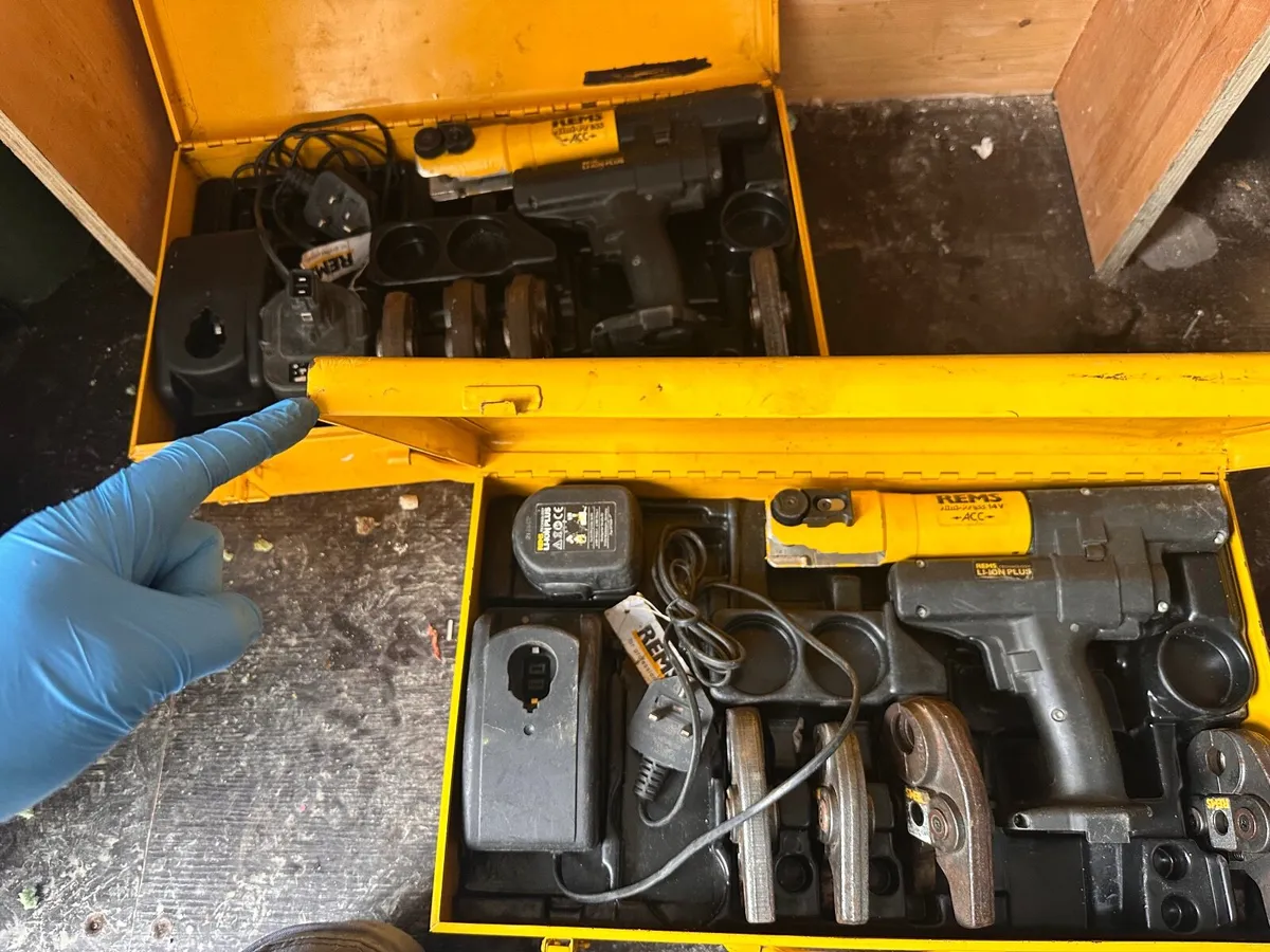 Plumbing Crimp gun - Image 2