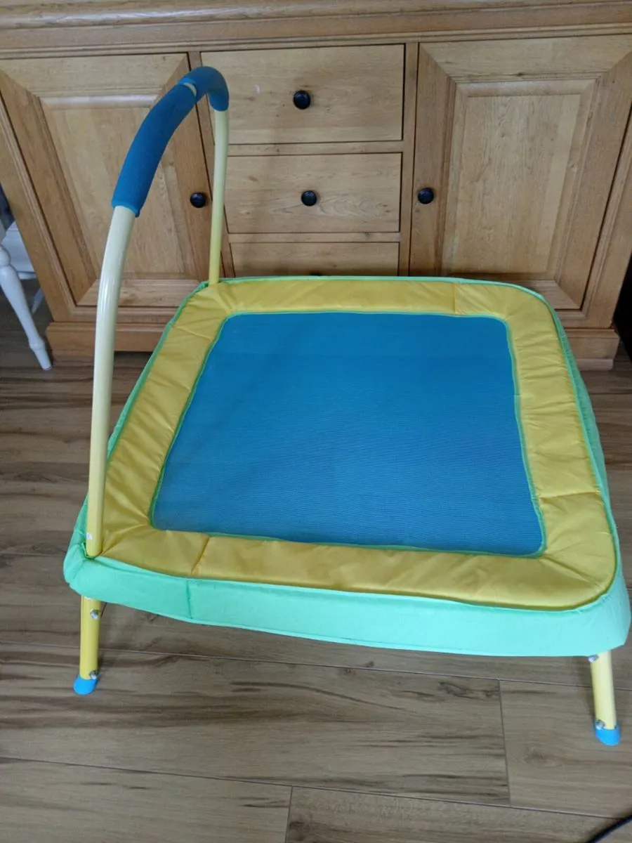 Kids indoor trampoline - Image 2
