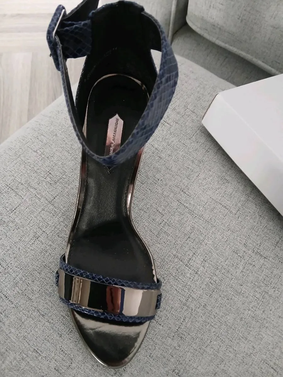 Shoes - Image 2