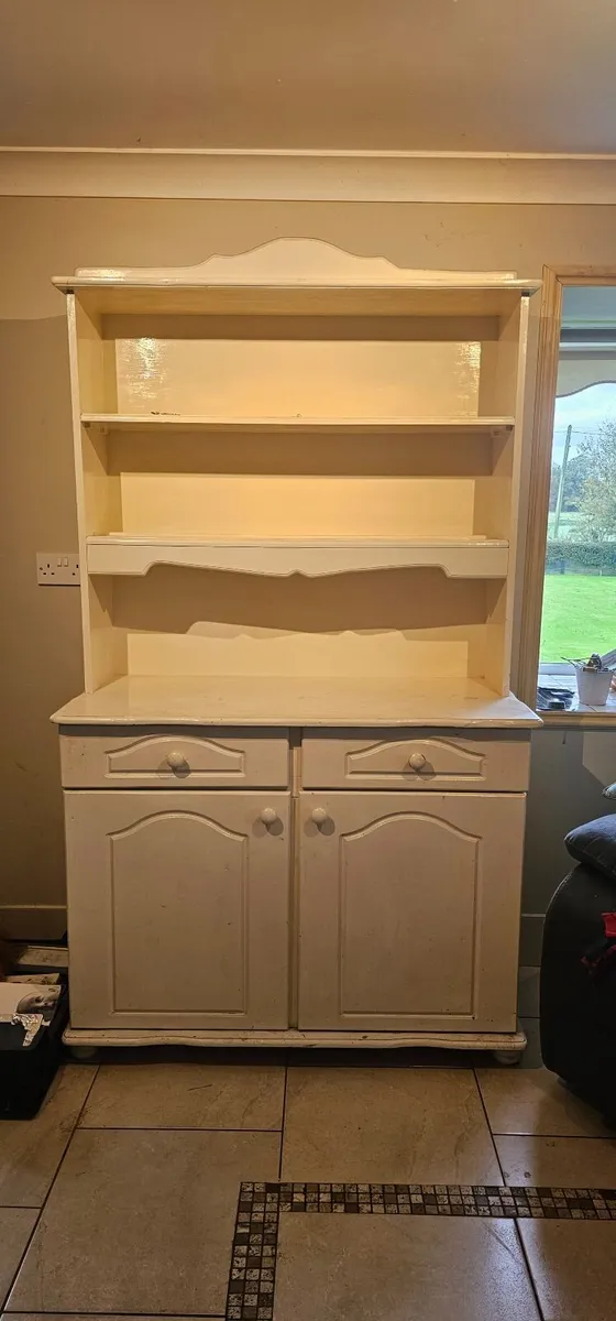 Dresser - Image 1